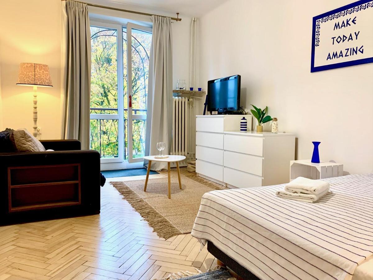 Kalimera - Greek Life Apartment วอร์ซอ ภายนอก รูปภาพ